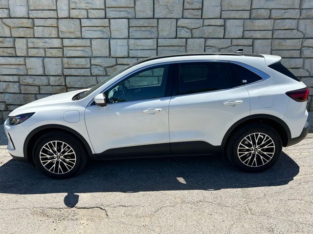 2025 Ford Escape Plug-In Hybrid Base