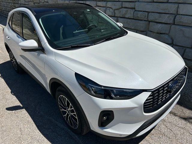 2025 Ford Escape Plug-In Hybrid Base