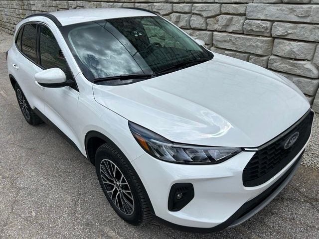 2023 Ford Escape Plug-In Hybrid Base