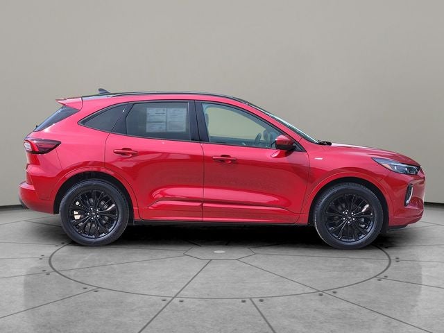 2023 Ford Escape ST-Line Elite