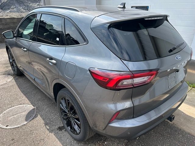 2023 Ford Escape ST-Line Elite
