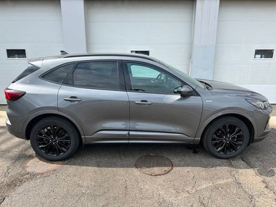 2023 Ford Escape ST-Line Elite