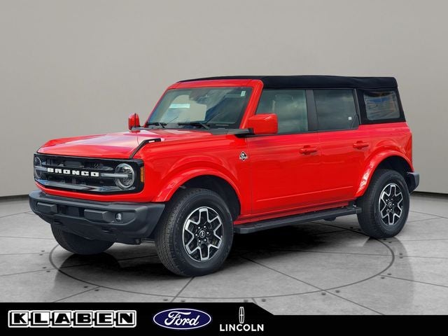 2024 Ford Bronco Outer Banks