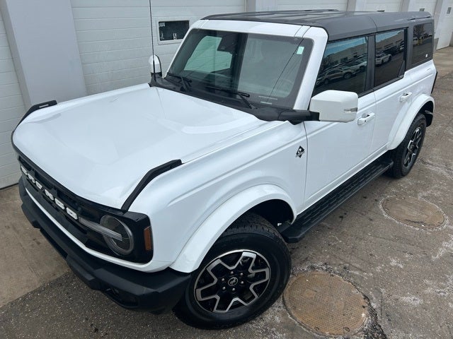 2023 Ford Bronco Base