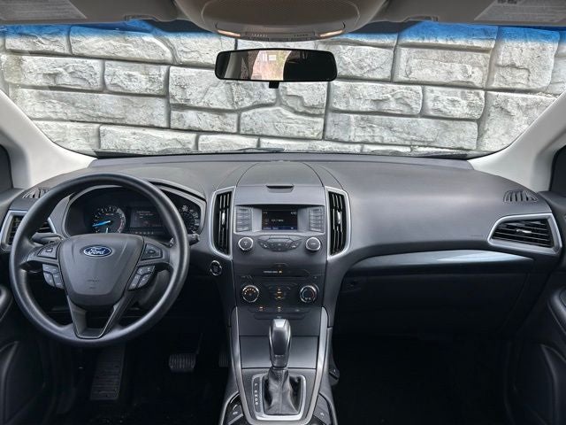 2018 Ford Edge SE