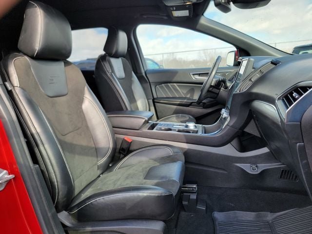 2023 Ford Edge ST