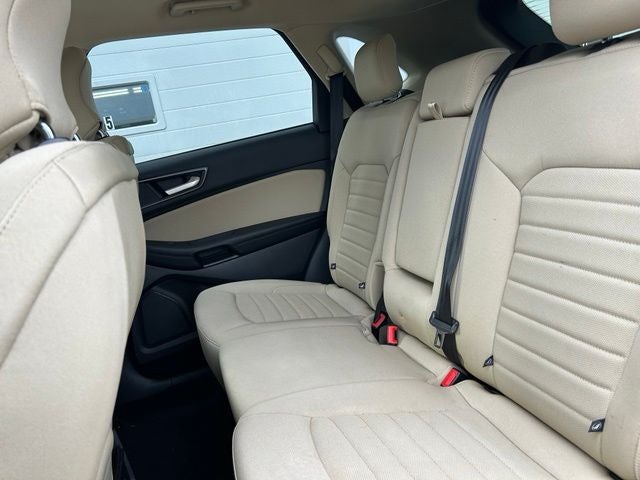 2017 Ford Edge SE