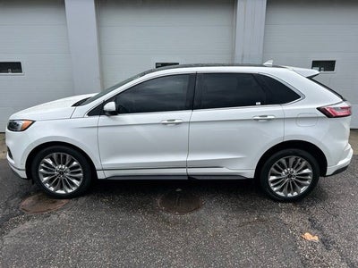 2020 Ford Edge Titanium