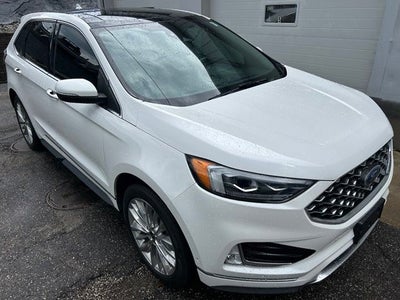 2020 Ford Edge Titanium
