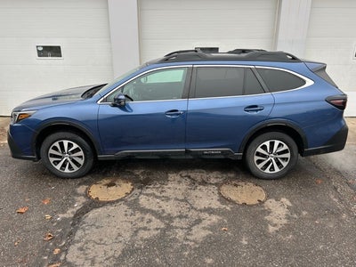 2022 Subaru Outback Premium