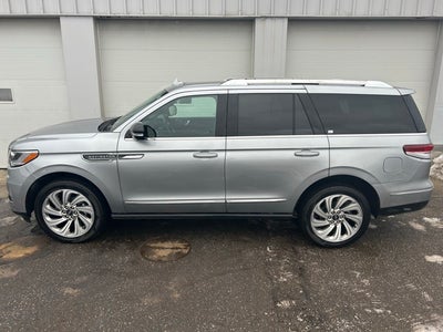 2024 Lincoln Navigator Premiere