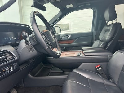 2024 Lincoln Navigator Premiere