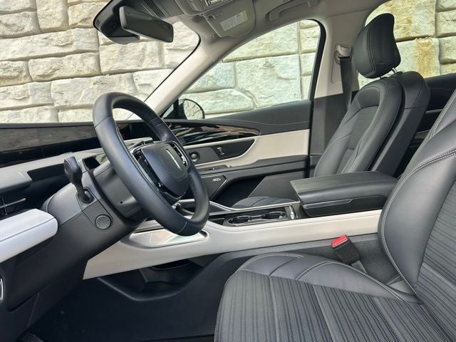 2025 Lincoln Nautilus Reserve