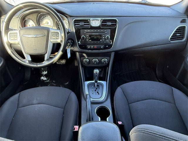 2013 Chrysler 200 Touring