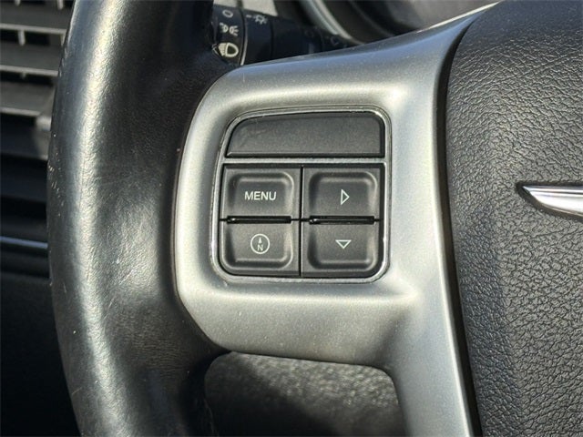 2013 Chrysler 200 Touring