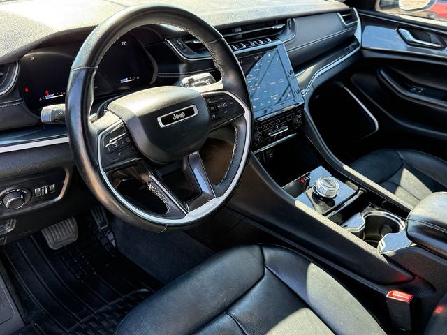 2022 Jeep Grand Cherokee L Laredo