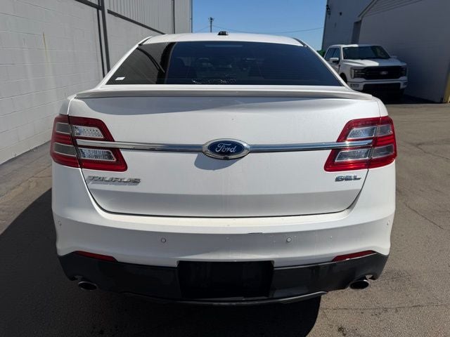 2013 Ford Taurus SEL