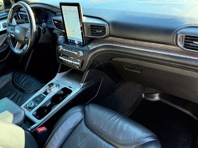 2020 Ford Explorer Platinum