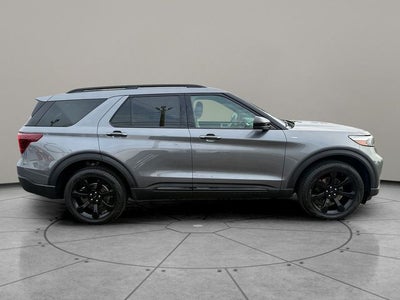 2024 Ford Explorer ST-Line