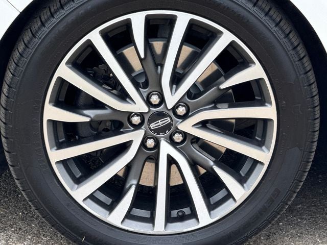 2020 Lincoln Continental Standard