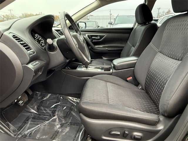 2017 Nissan Altima 2.5 SV