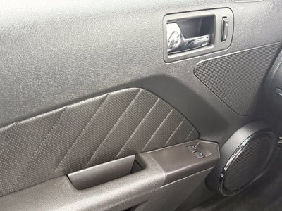 2011 Ford Mustang V6 Premium