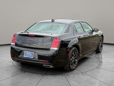 2023 Chrysler 300 Touring