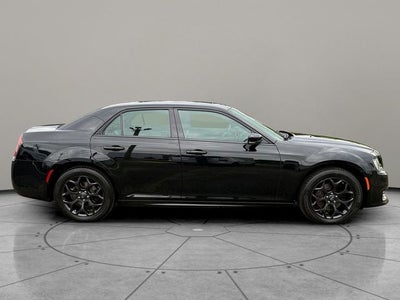 2023 Chrysler 300 Touring