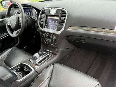 2023 Chrysler 300 Touring