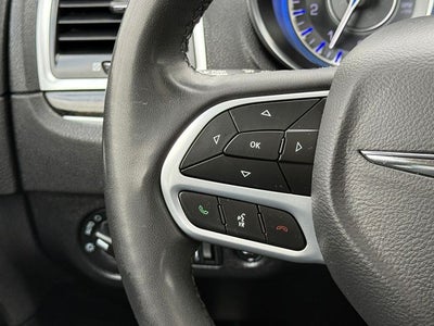 2023 Chrysler 300 Touring