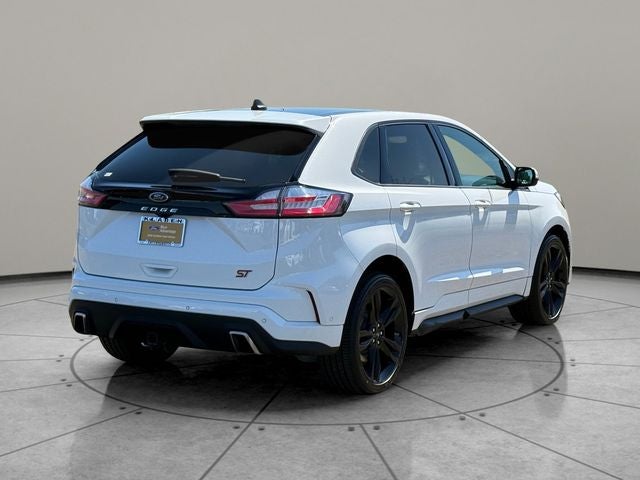 2021 Ford Edge ST