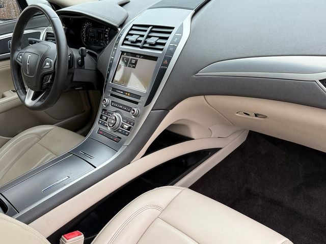 2017 Lincoln MKZ Premiere