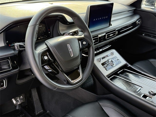 2023 Lincoln Aviator Standard