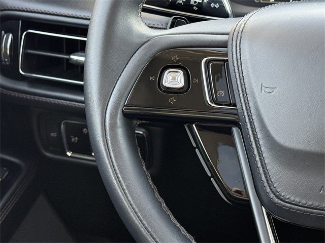 2023 Lincoln Aviator Standard