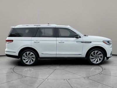 2024 Lincoln Navigator Reserve