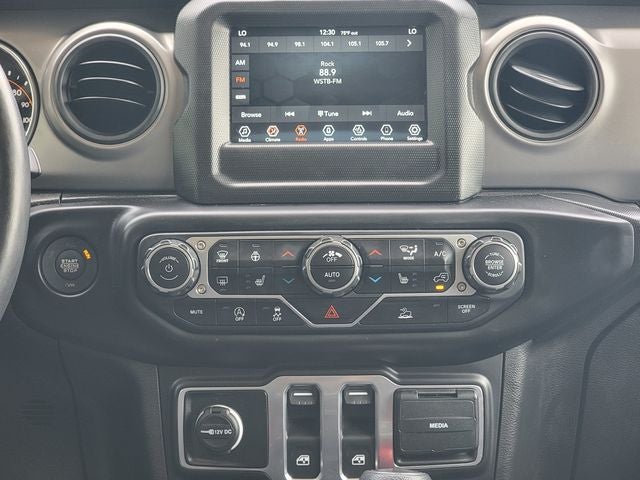 2022 Jeep Wrangler Willys