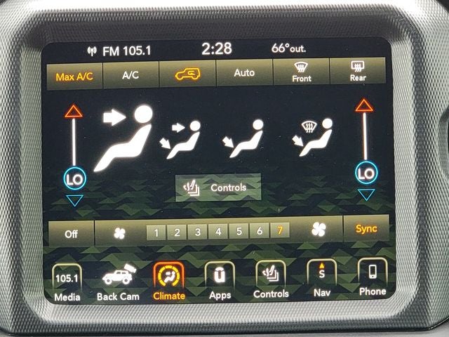 2022 Jeep Wrangler Unlimited Sahara Altitude