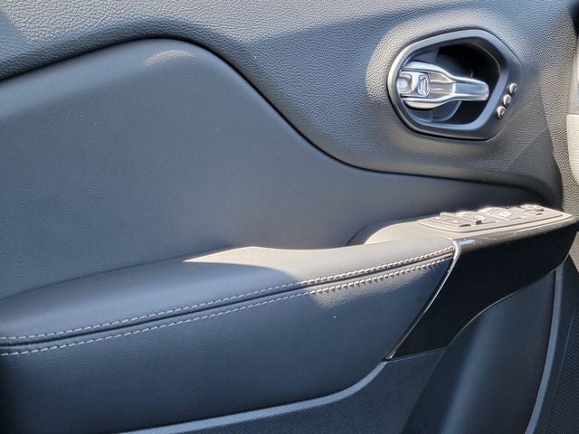 2023 Jeep Cherokee Altitude