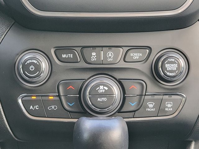 2023 Jeep Cherokee Altitude