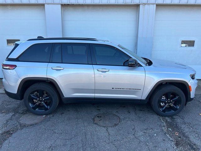 2023 Jeep Grand Cherokee Altitude X