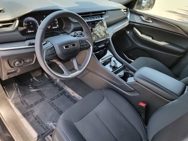 2024 Jeep Grand Cherokee Laredo