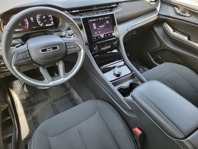 2024 Jeep Grand Cherokee Laredo