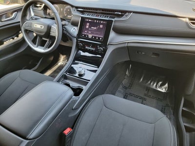 2024 Jeep Grand Cherokee Laredo