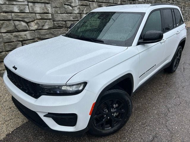 2025 Jeep Grand Cherokee Altitude