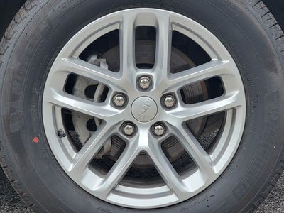 2024 Jeep Grand Cherokee Laredo