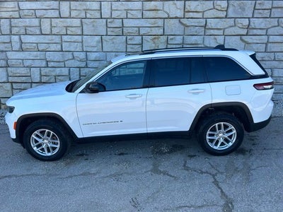 2023 Jeep Grand Cherokee Laredo