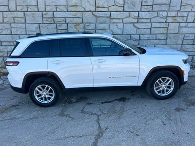 2023 Jeep Grand Cherokee Laredo