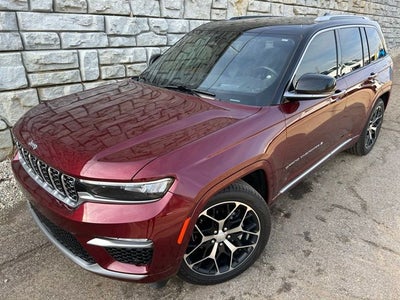 2022 Jeep Grand Cherokee Summit