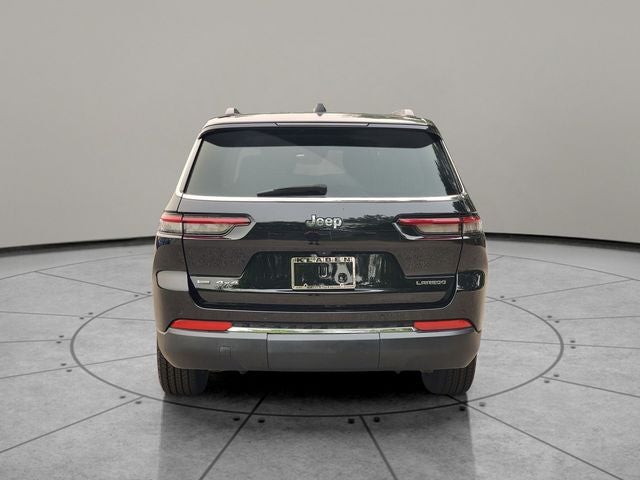 2022 Jeep Grand Cherokee L Laredo