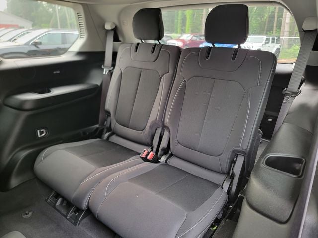 2022 Jeep Grand Cherokee L Laredo